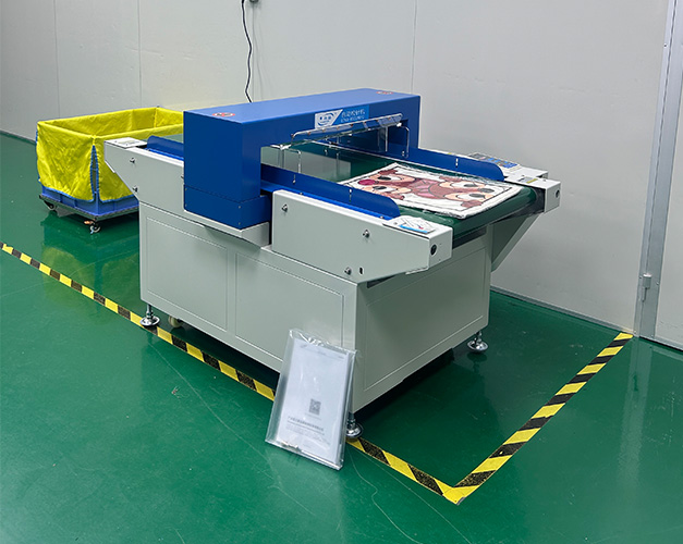 精准守护每一寸安全，连新送货上门‌ ‌——地垫检针机，让隐患无处藏身